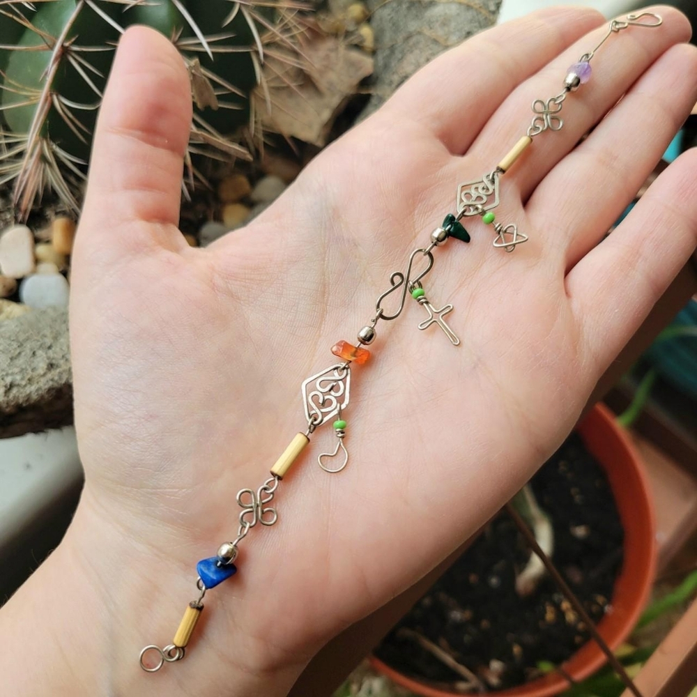 Vintage Dainty Christian Cross Wire Charm Bracelet